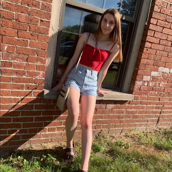 Meet your Posher, Mercedes - Picture 5 of 5